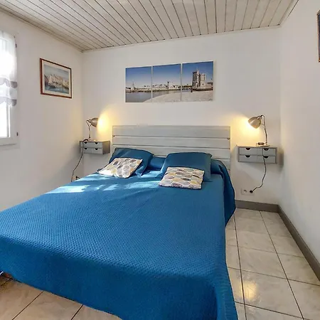 2 Bedroom Pet Friendly In Casa vacanze Rivedoux-Plage